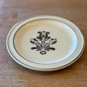 Vintage Pfaltzgraff Village Salad Plate 8” Stoneware Side Plate